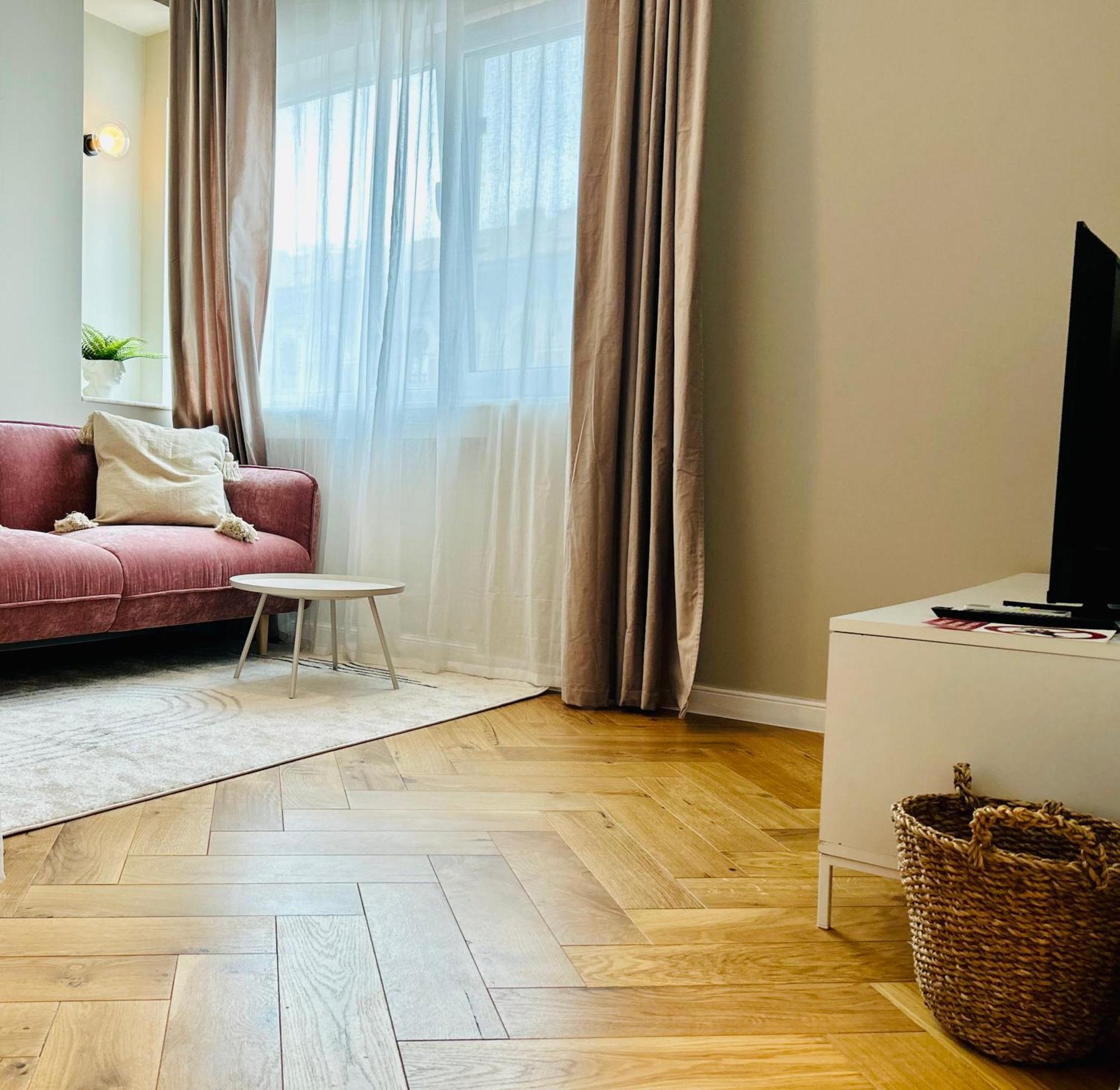 Ultracentral Lux Boutique 1Br Ap Near Subway Βουκουρέστι Εξωτερικό φωτογραφία